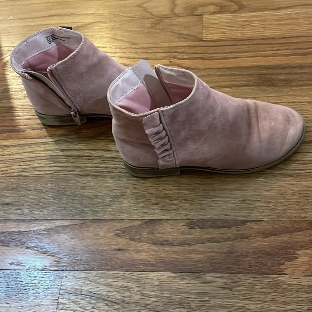 Cat & Jack pink suede ruffle booties boots 1 so cute